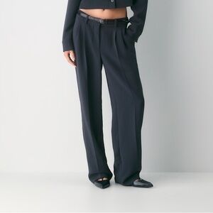 Aritzia Wilfred Black Effortless Low Rise Trousers